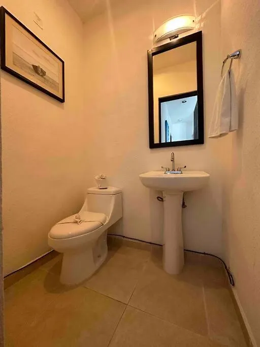 G302 - Perfectly Located Penthouse With Heated Pool! Apartment Playa del Carmen
