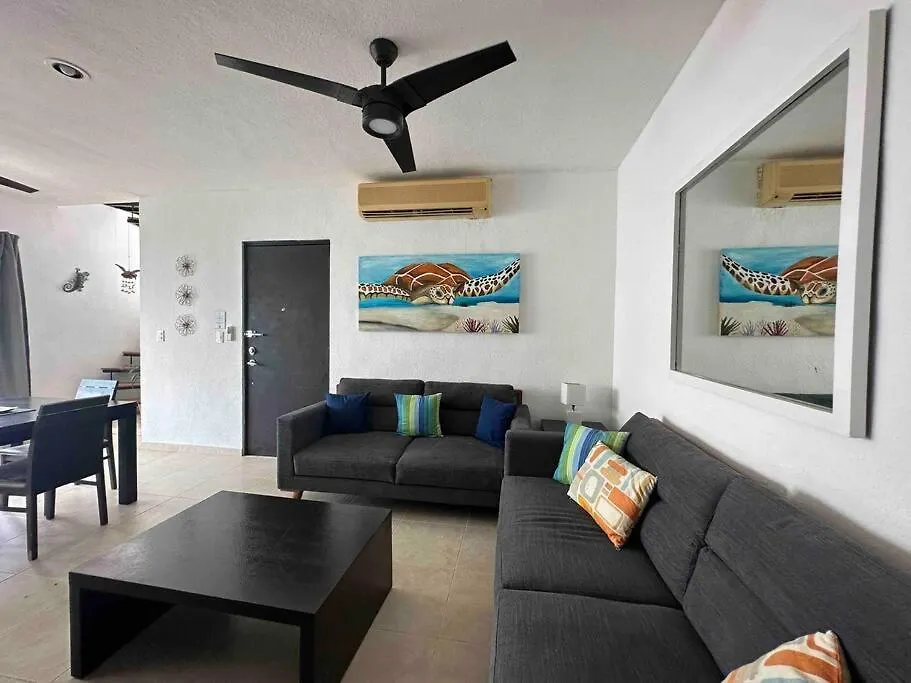 G302 - Perfectly Located Penthouse With Heated Pool! Apartment Playa del Carmen