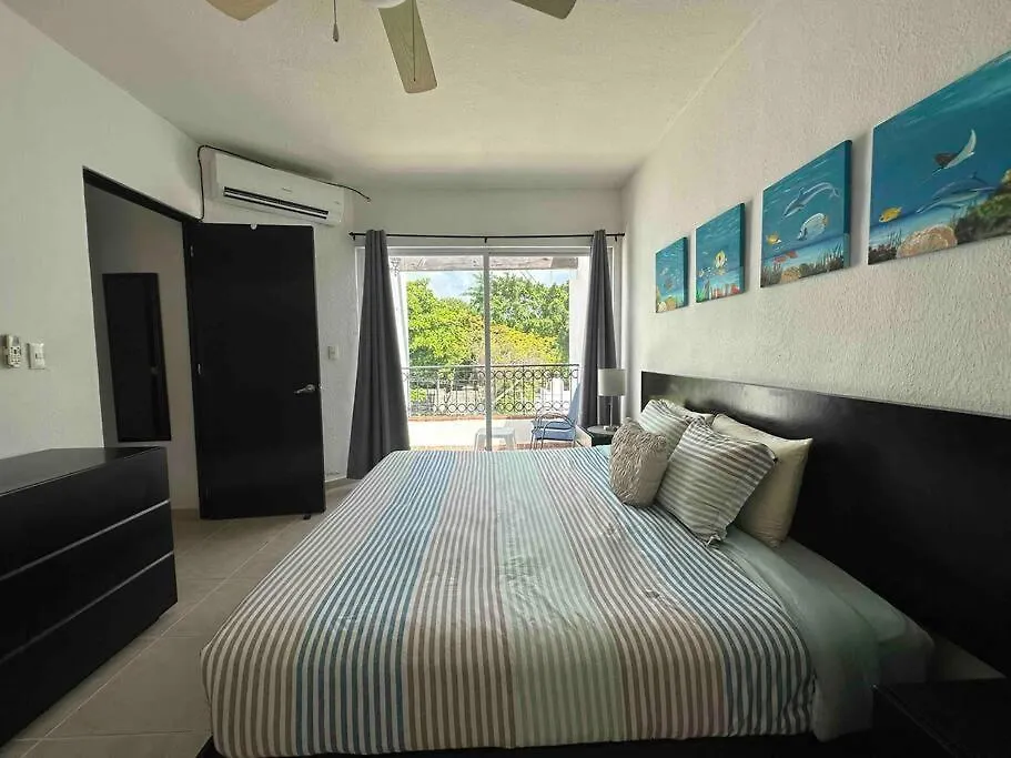 G302 - Perfectly Located Penthouse With Heated Pool! Apartment Playa del Carmen