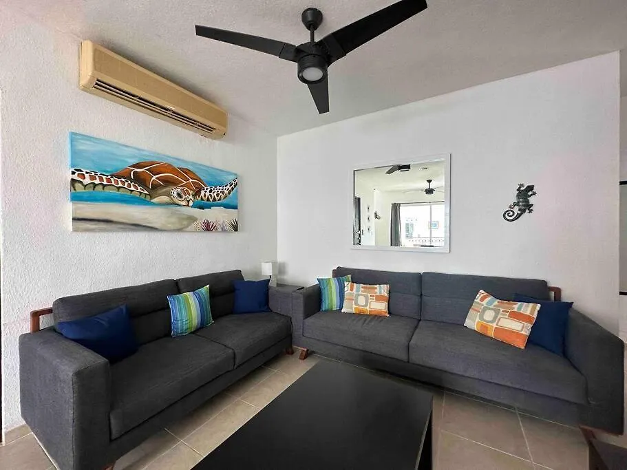 G302 - Perfectly Located Penthouse With Heated Pool! Apartment Playa del Carmen Mexico