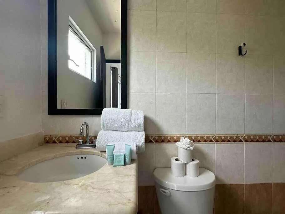G302 - Perfectly Located Penthouse With Heated Pool! Apartment Playa del Carmen 0*,