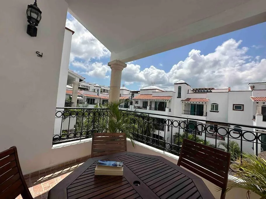 G302 - Perfectly Located Penthouse With Heated Pool! Apartment Playa del Carmen